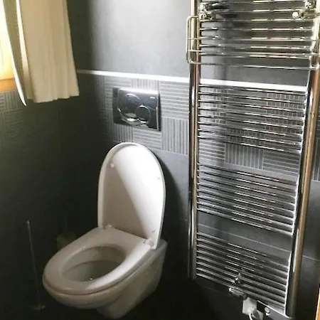 Nubes- Appartement-fewo- Dusche Oder Bad- Wc 12-bettwohnung By Interhome * 茨魏西门